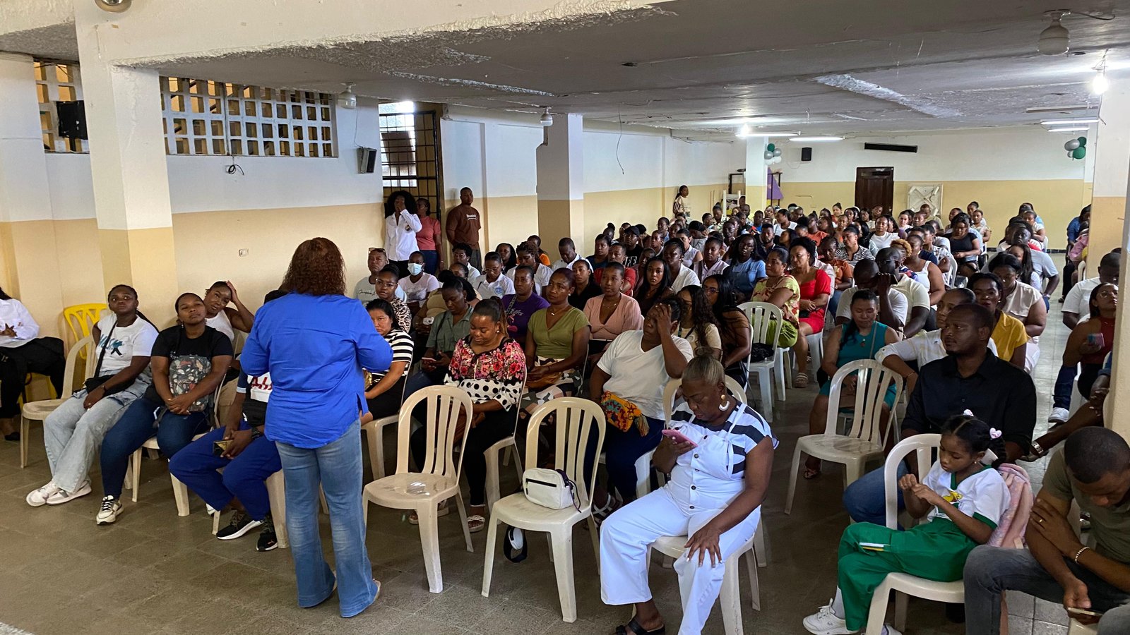 Presentación del proyecto a padres de familia y alumnos